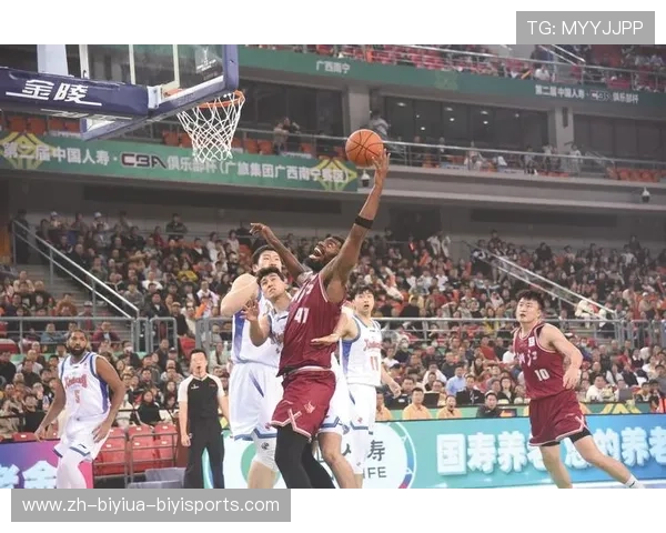 足球金指环争锋对决 CBA赛场外的跨界顶级较量揭幕